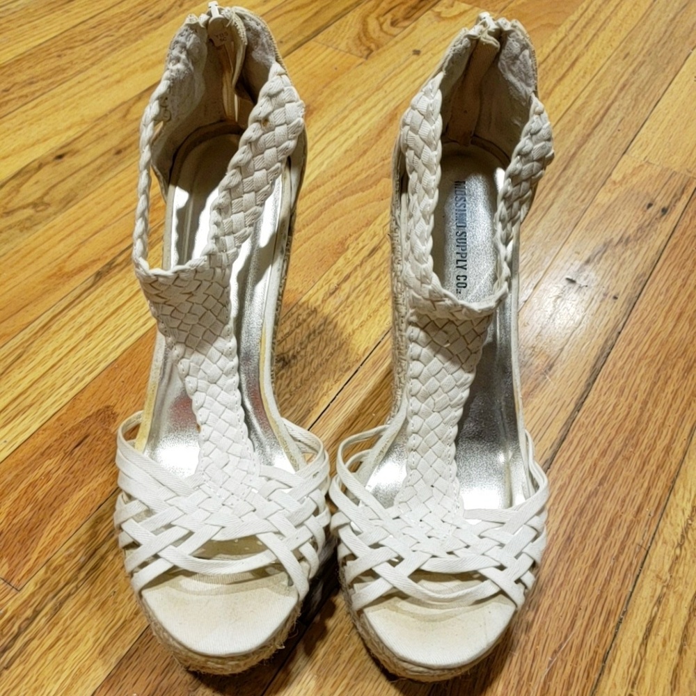 Beige Espadrilles Womens 6.5 *GREAT CONDITION*